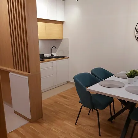 Apartament Leonardo Lux 77,vila Leonardo 7 *