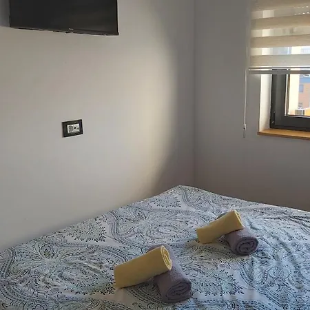 Apartamento Leonardo Lux 77,vila Leonardo 7