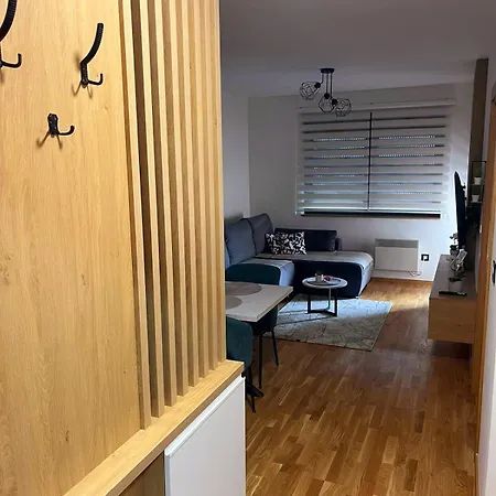 Apartament Leonardo Lux 77,vila Leonardo 7 *