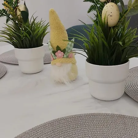 Leonardo Lux 77,vila Leonardo 7 Apartamento *